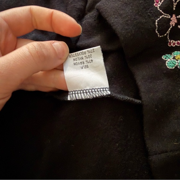 Johnny Was | Shilo Cozy Floral Embroidered Kimono Cardigan Size: Small - Picture 8 of 11